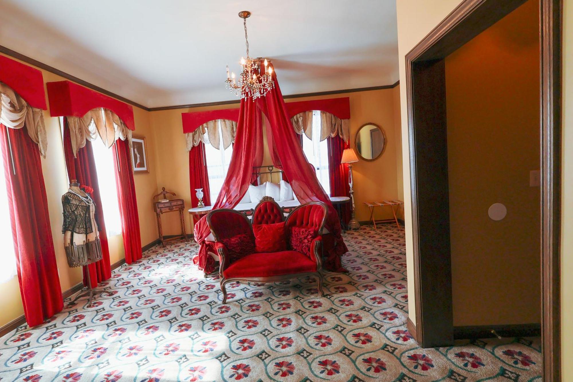 Mizpah Hotel Тонопа Экстерьер фото