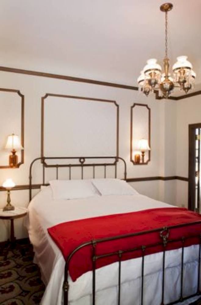 Mizpah Hotel Тонопа Экстерьер фото